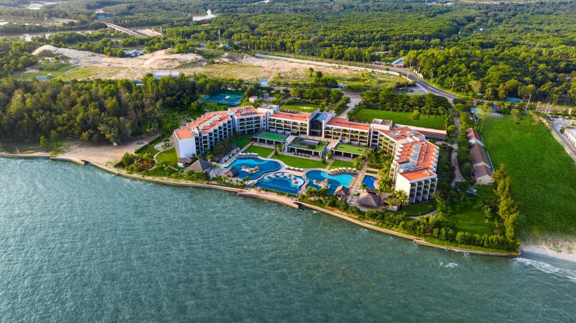Vietsovpetro Ho Tram Beach Resort & Spa מראה חיצוני תמונה